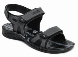 Men’s Sandals & Floaters – 40% Extra Off @ Myntra