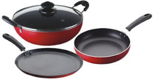 Bajaj Majesty Duo Non-Stick Cookware Set, 4 Pieces worth Rs.2460 for Rs.1199 @ Amazon