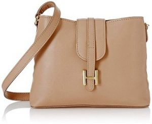 Hidesign Women’s Handbag (Leather) worth Rs.4425 for Rs.1320 – Amazon