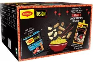 MAGGI Fusian Spicy Tomato Asian Style Cuppa Noodles with Chilli Garlic Chinese Sauce 450 Gr