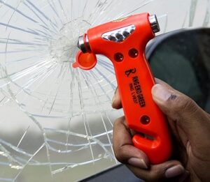 Emergency Hammer Glass Breaker Seat Belt Cutter for Rs.313 @ Amazon